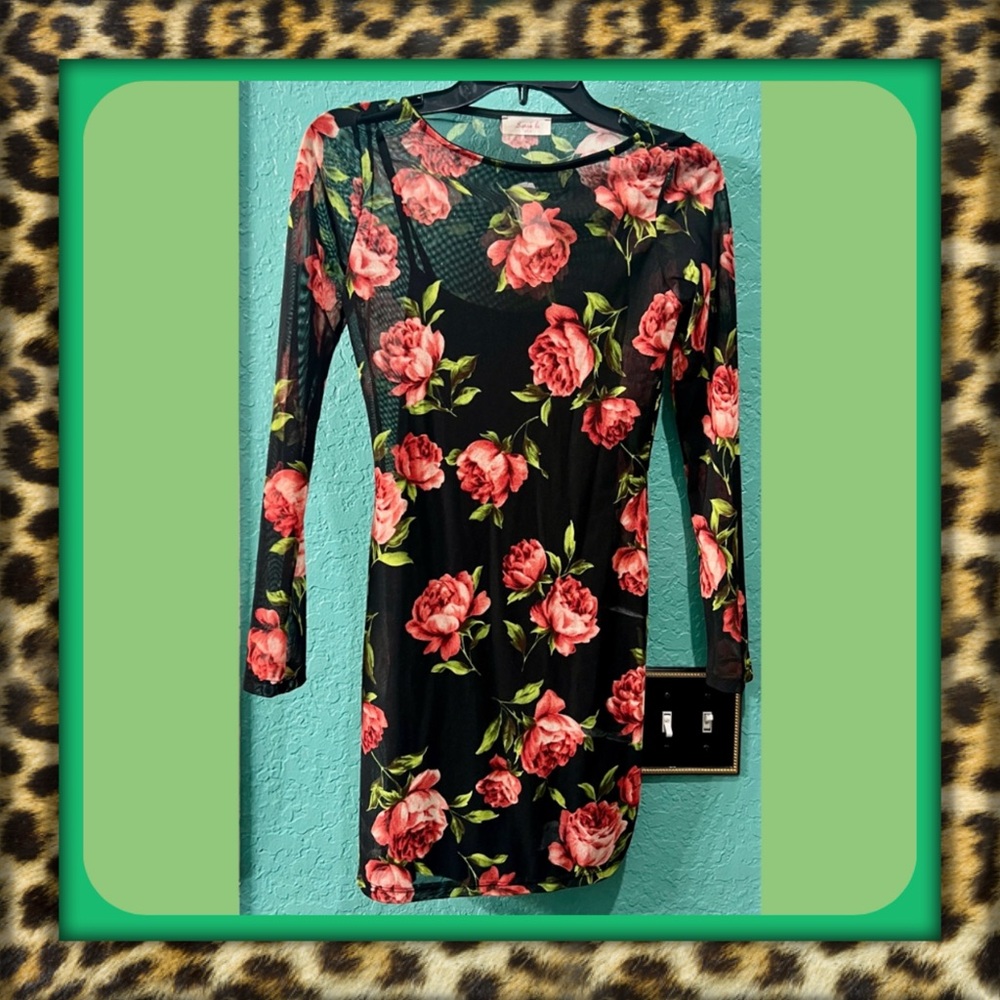 👑✅PRICW FIRM✅ Black Floral Sheer Mini Dress. Brand New!